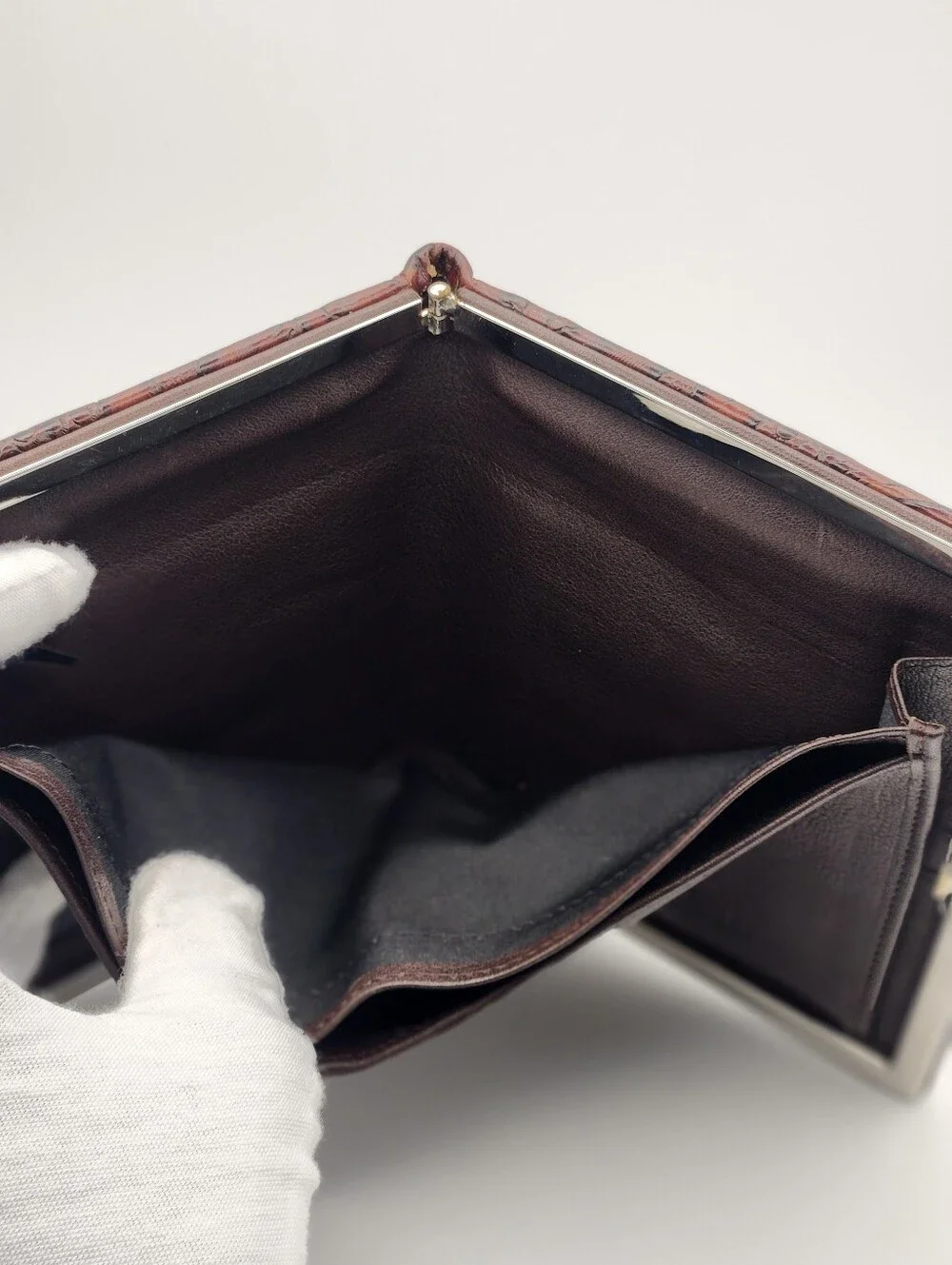 Lodis Los Angeles Framed Leather Kiss-Lock Wallet - Brown